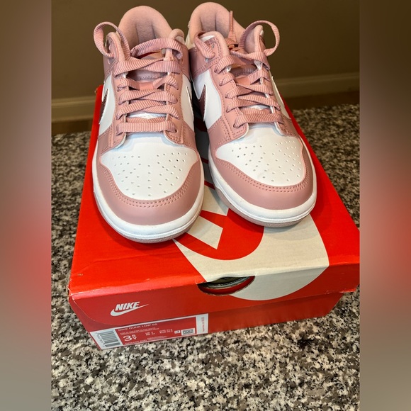 Nike dunks (youth) - Picture 5 of 8